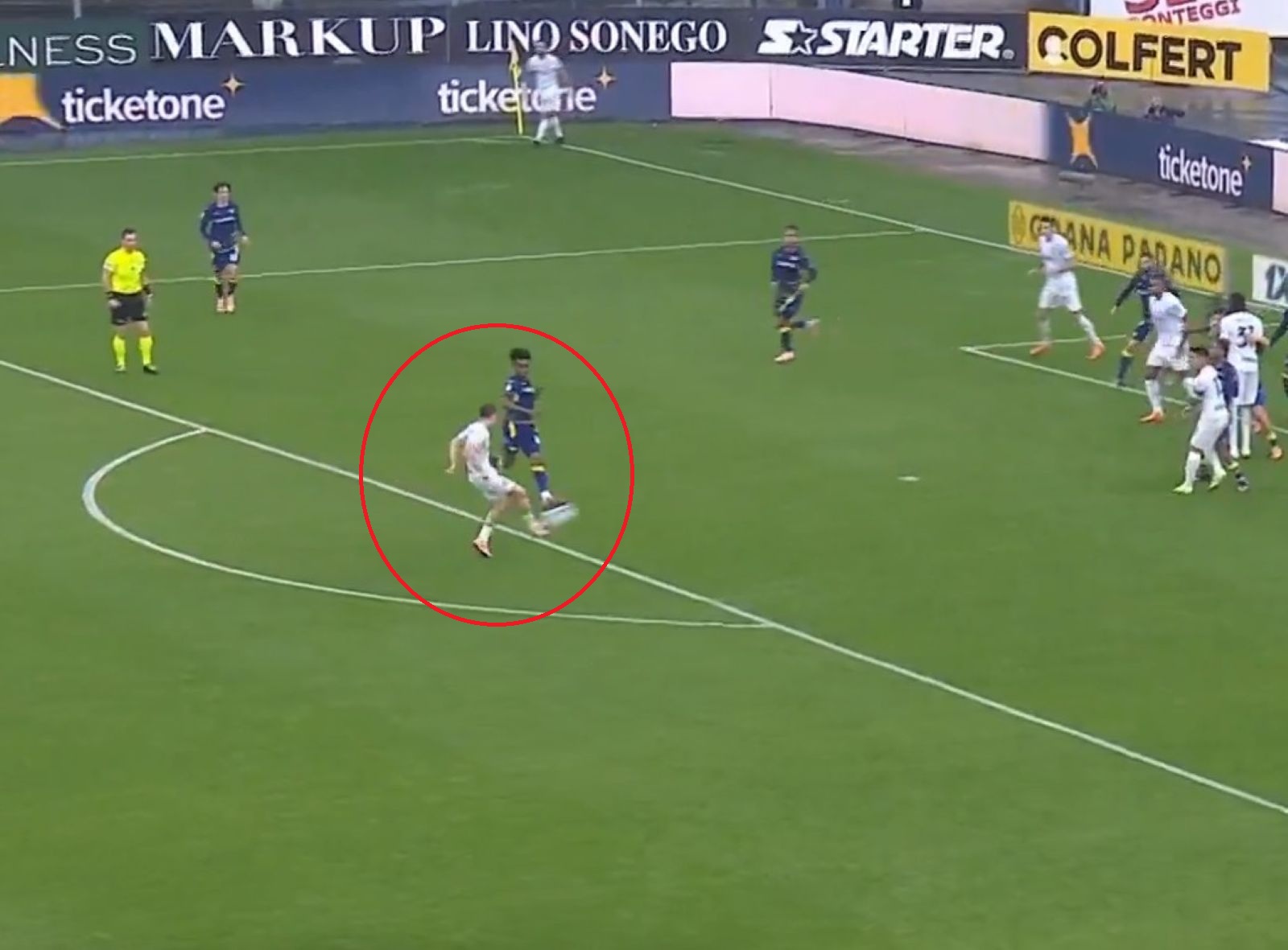 Mamma mia! Tylko spójrz, co zrobił Zieliński. Obłędny gol