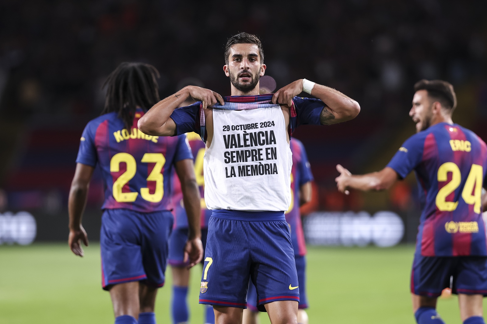 Strzelił gola i pokazał, co skrywał pod koszulką. Wyjątkowy gest gwiazdora Barcelony