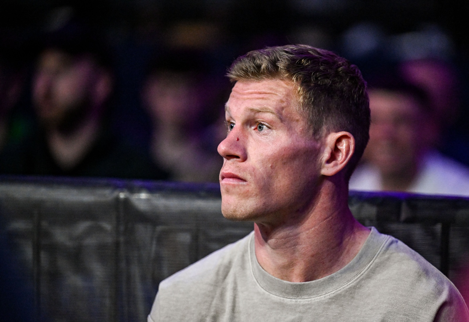 Skandal na Wyspach Brytyjskich. Kapitan drużyny uderzył kibica