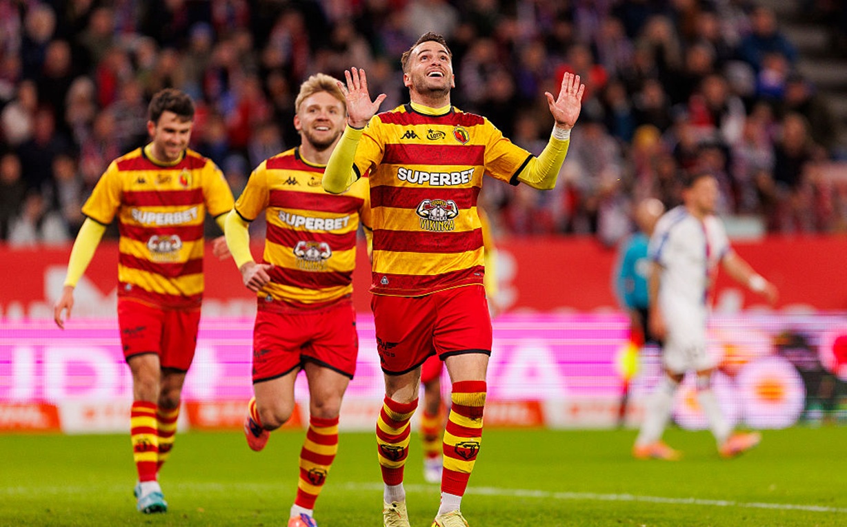 Liga Konferencji. Grają Legia, Raków, Jagiellonia i Lech. Gdzie oglądać ich mecze?