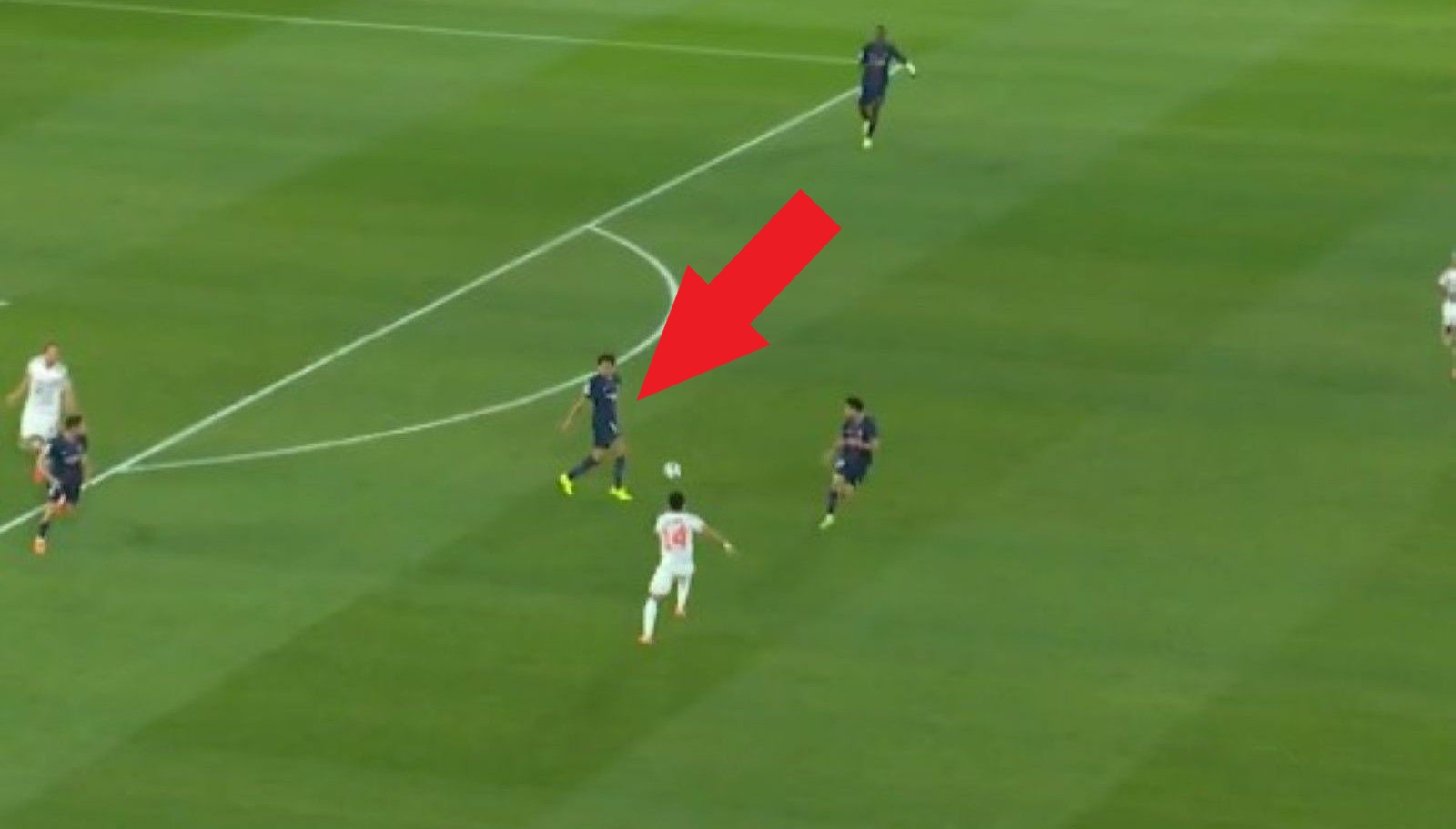 Katastrofalny błąd kapitana PSG. Dał prezent Bayernowi