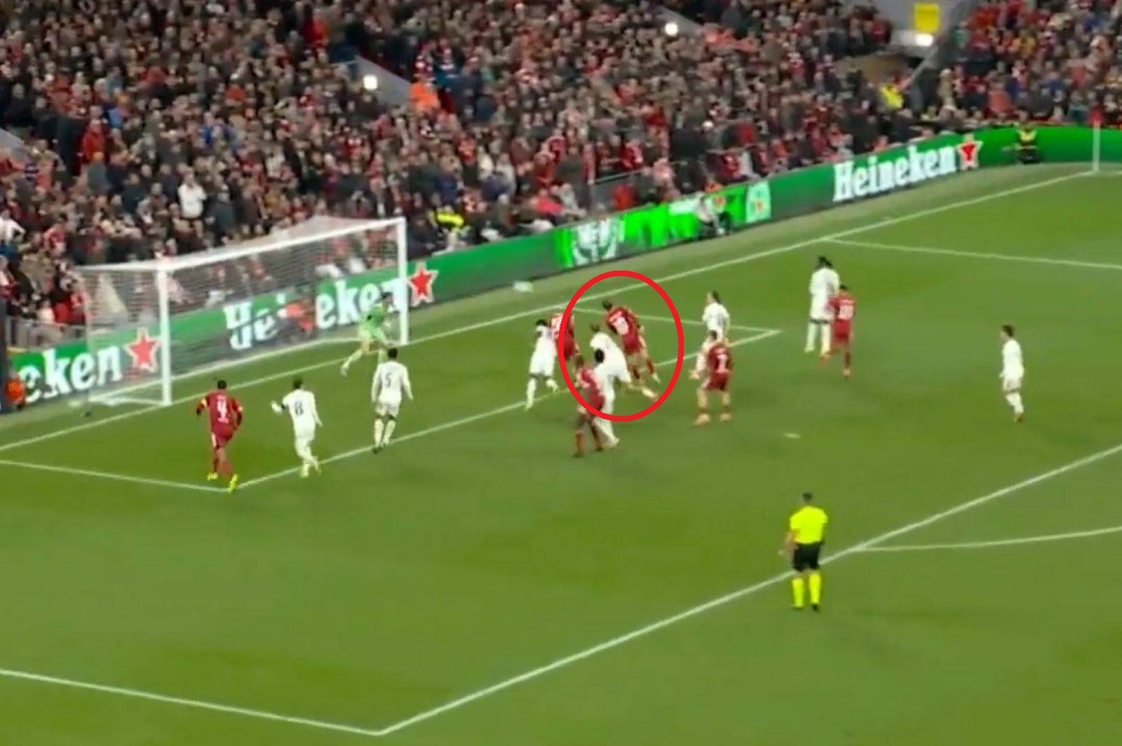 Bramkarz Realu bronił wszystko. Aż do tego momentu