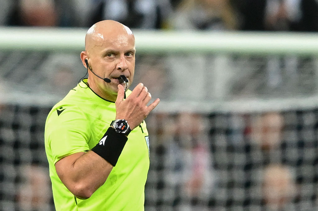 Historia dzieje się na naszych oczach. Marciniak na podium