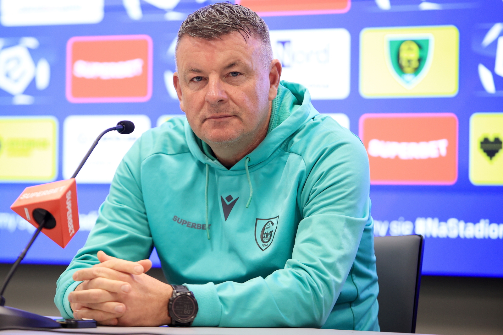 Trener Górak nie zamierza strzelać sobie w kolano