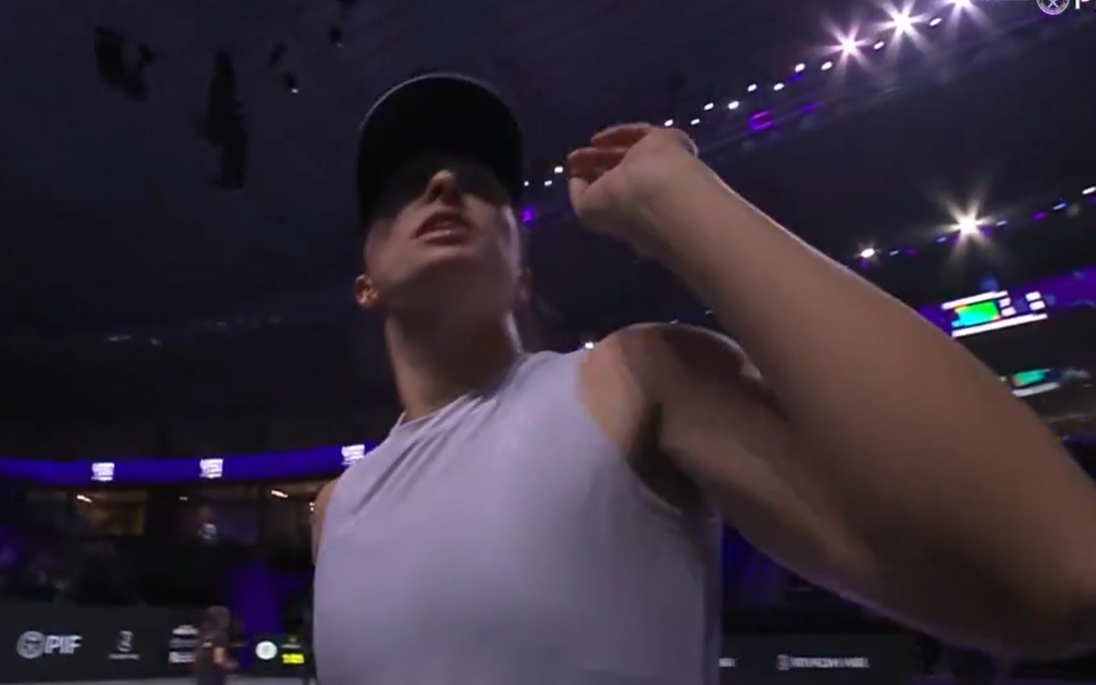 Świątek chciała go wyrzucić z trybun. Zdradzili, co powiedział później