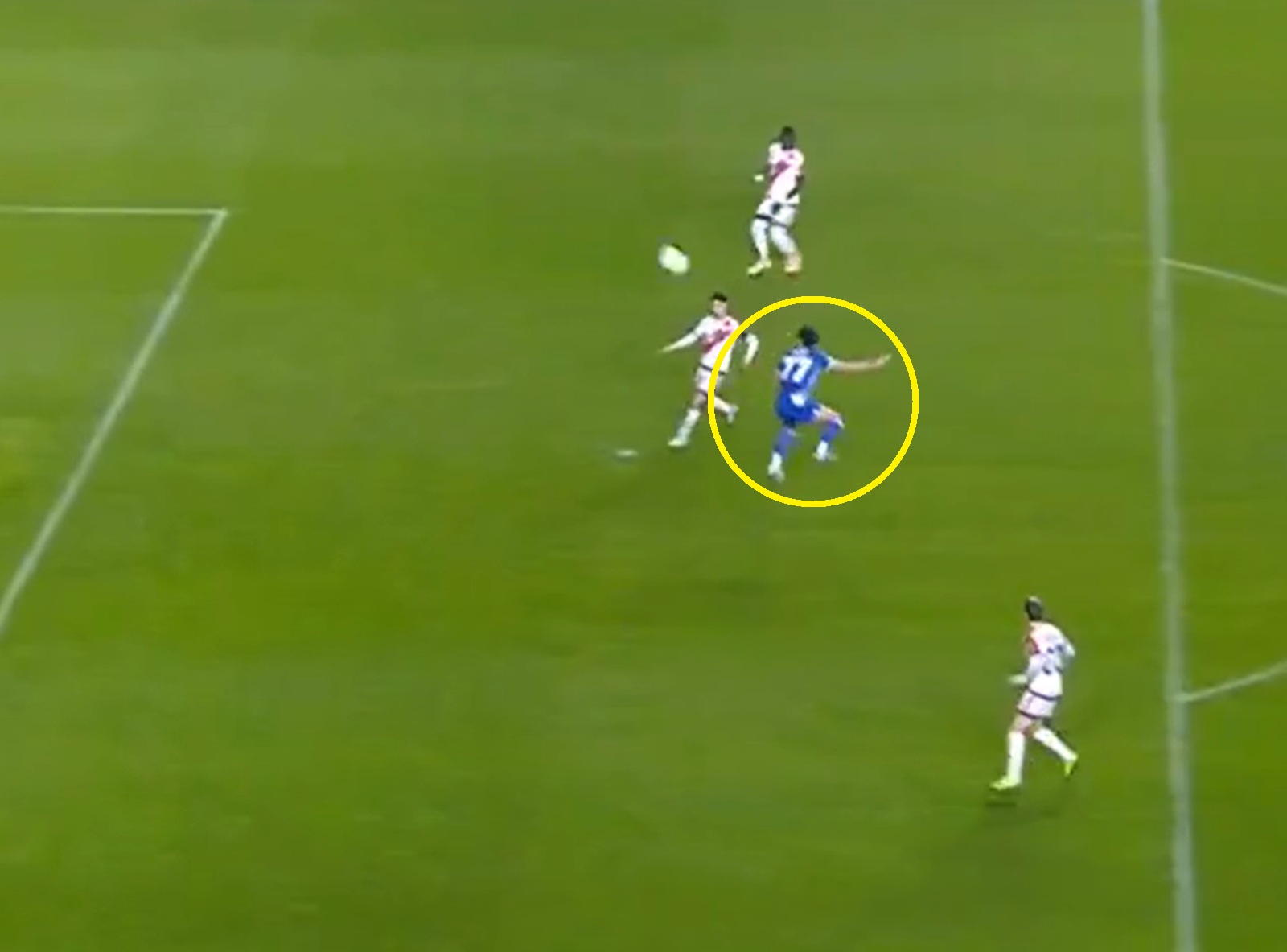 Koncertowa akcja Lecha. Bramkarz Hiszpanów bez szans [WIDEO]