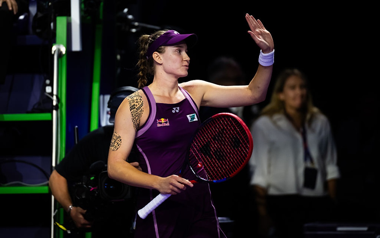 Znamy pierwszą finalistkę WTA Finals! Rybakina lepsza w trzysetowym pojedynku