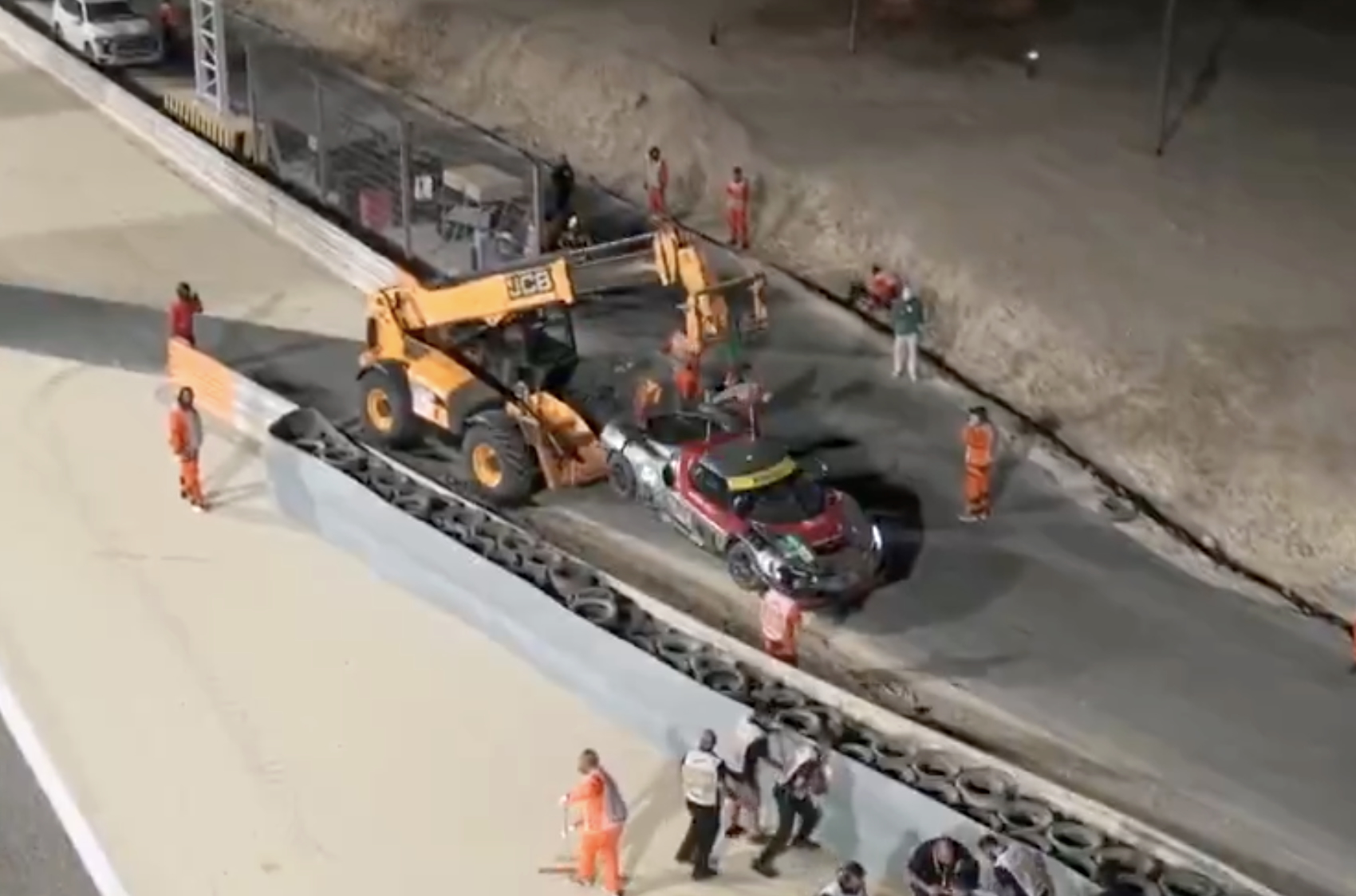 Sceny w wyścigu z udziałem Kubicy. Miliarder ucierpiał po błędzie mistrza F1