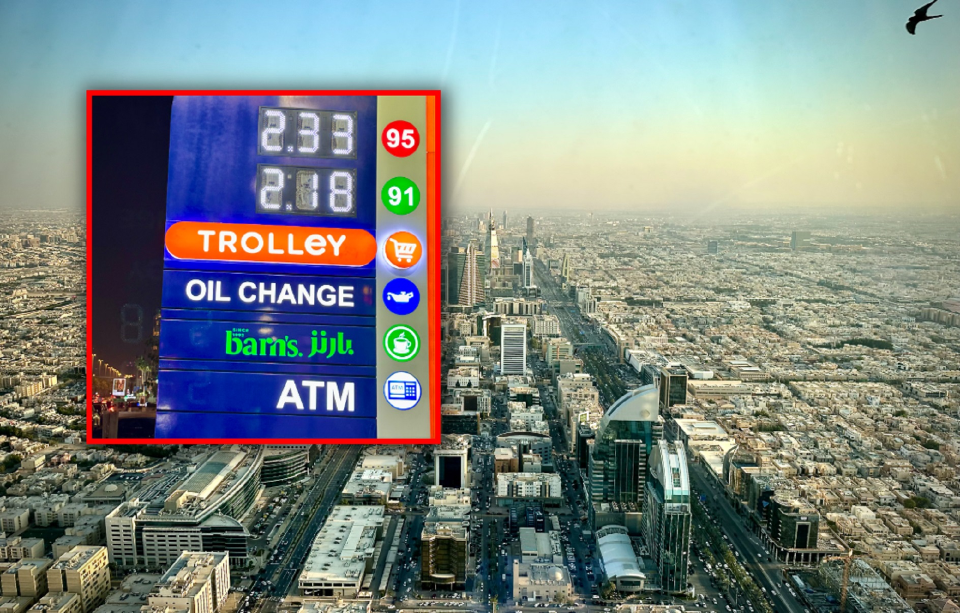 Benzyna za dwa złote i las na pustyni. Zobaczyliśmy królestwo sportu w budowie