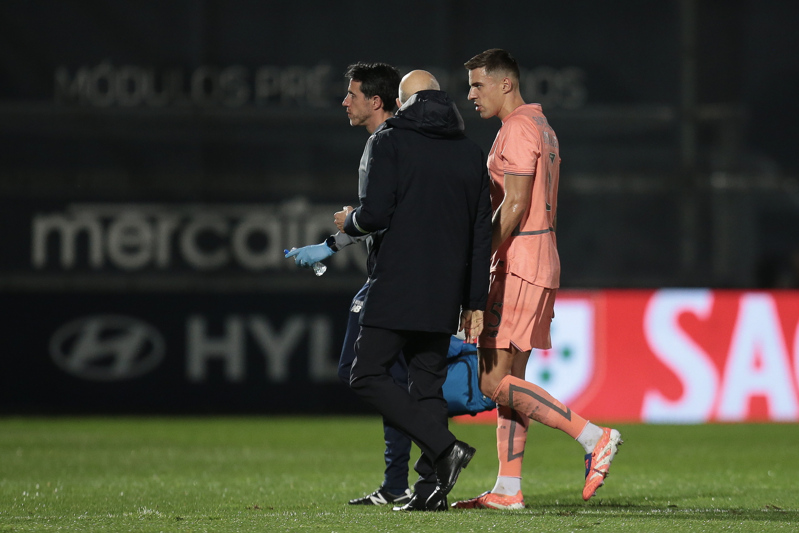 Zabraknie go na zgrupowaniu. Brat się wygadał. Oto powód