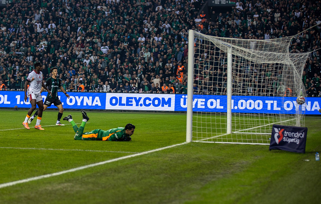 Zawiesili 1024 zawodników. Ligowy paraliż w Turcji