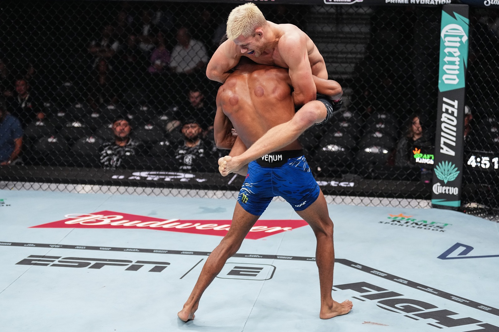 "Czekam z niecierpliwością". Jakub Wikłacz wrócił na matę po debiucie w UFC