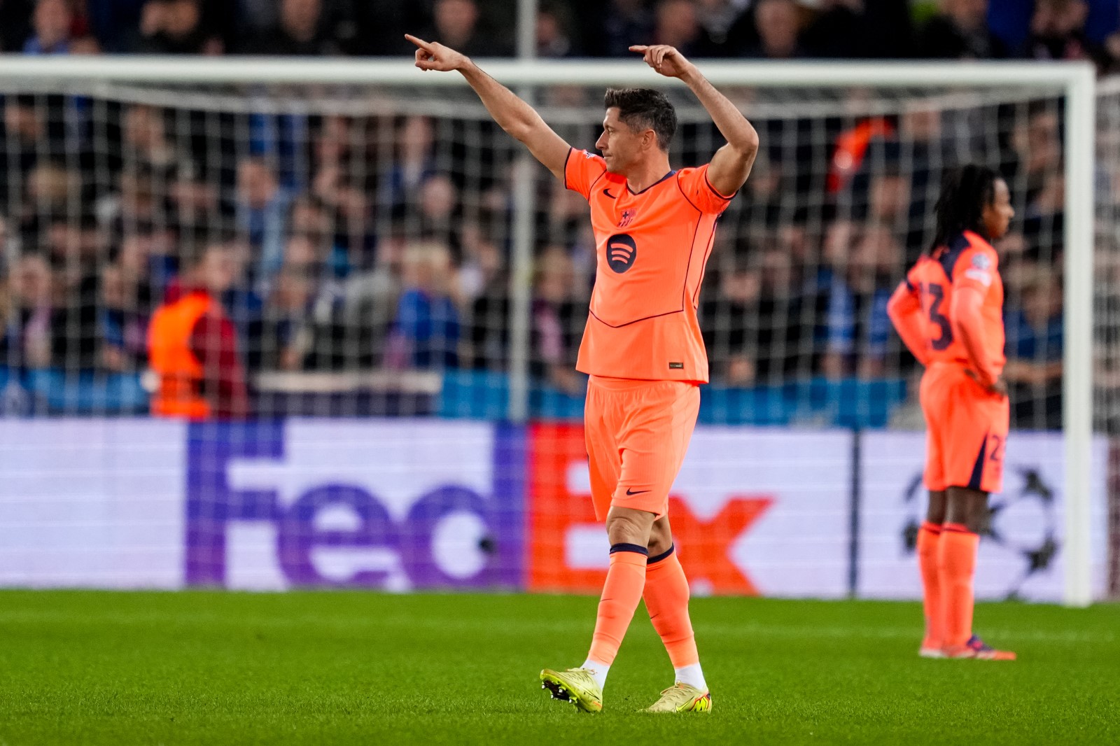 Gigant nie patyczkuje się ws. Lewandowskiego. Gwiazda chce pomóc