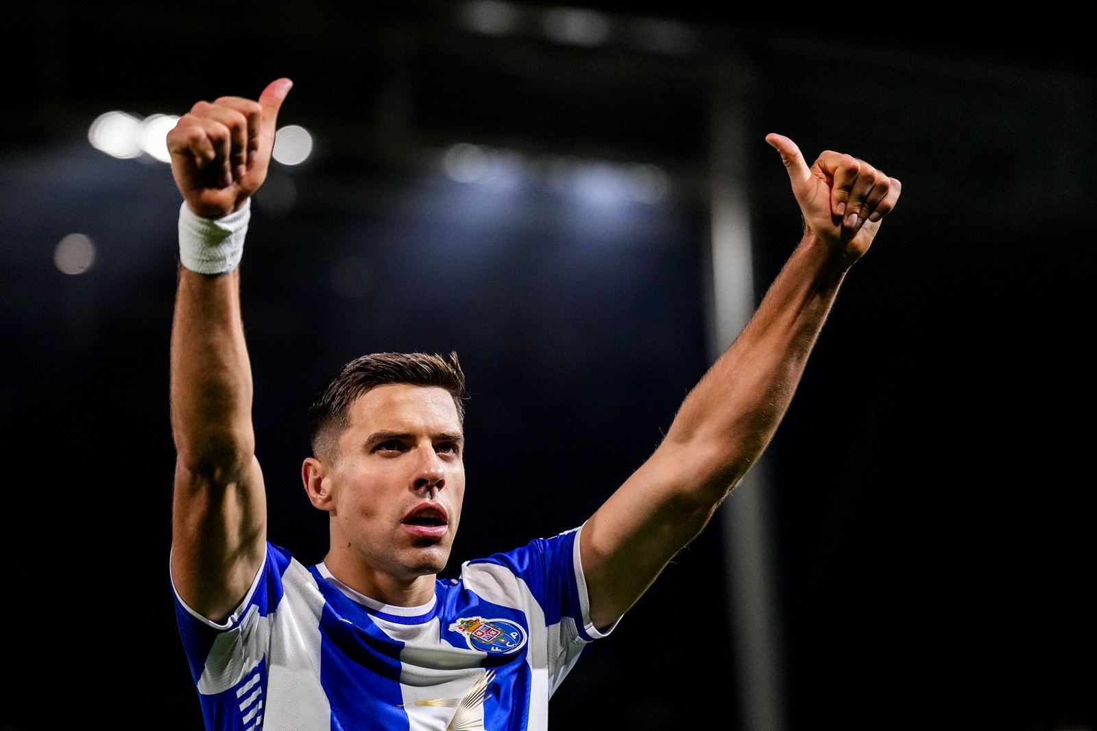 Duża nobilitacja. Bednarek nie ma sobie równych