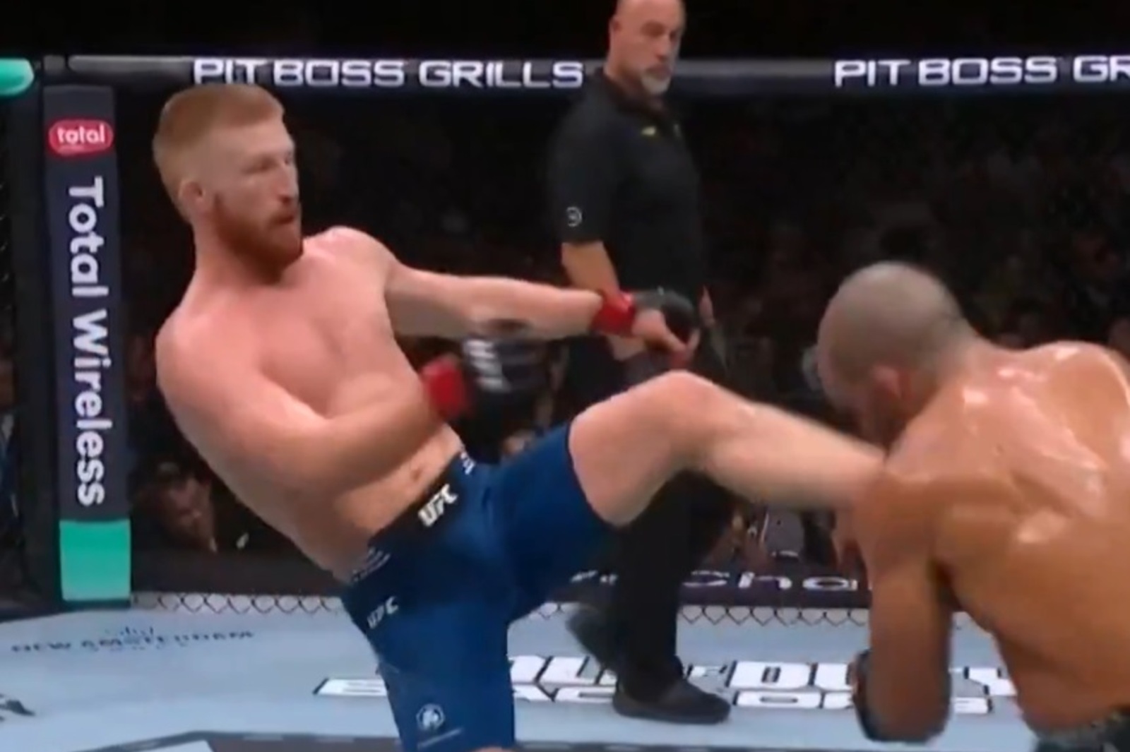 Potworny nokaut w UFC. Wycelował idealnie