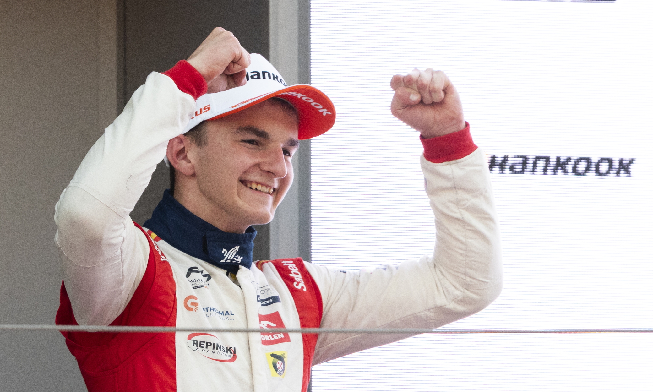 Olbrzymi sukces Polaka w Hiszpanii. Przykuwa uwagę zespołów F1