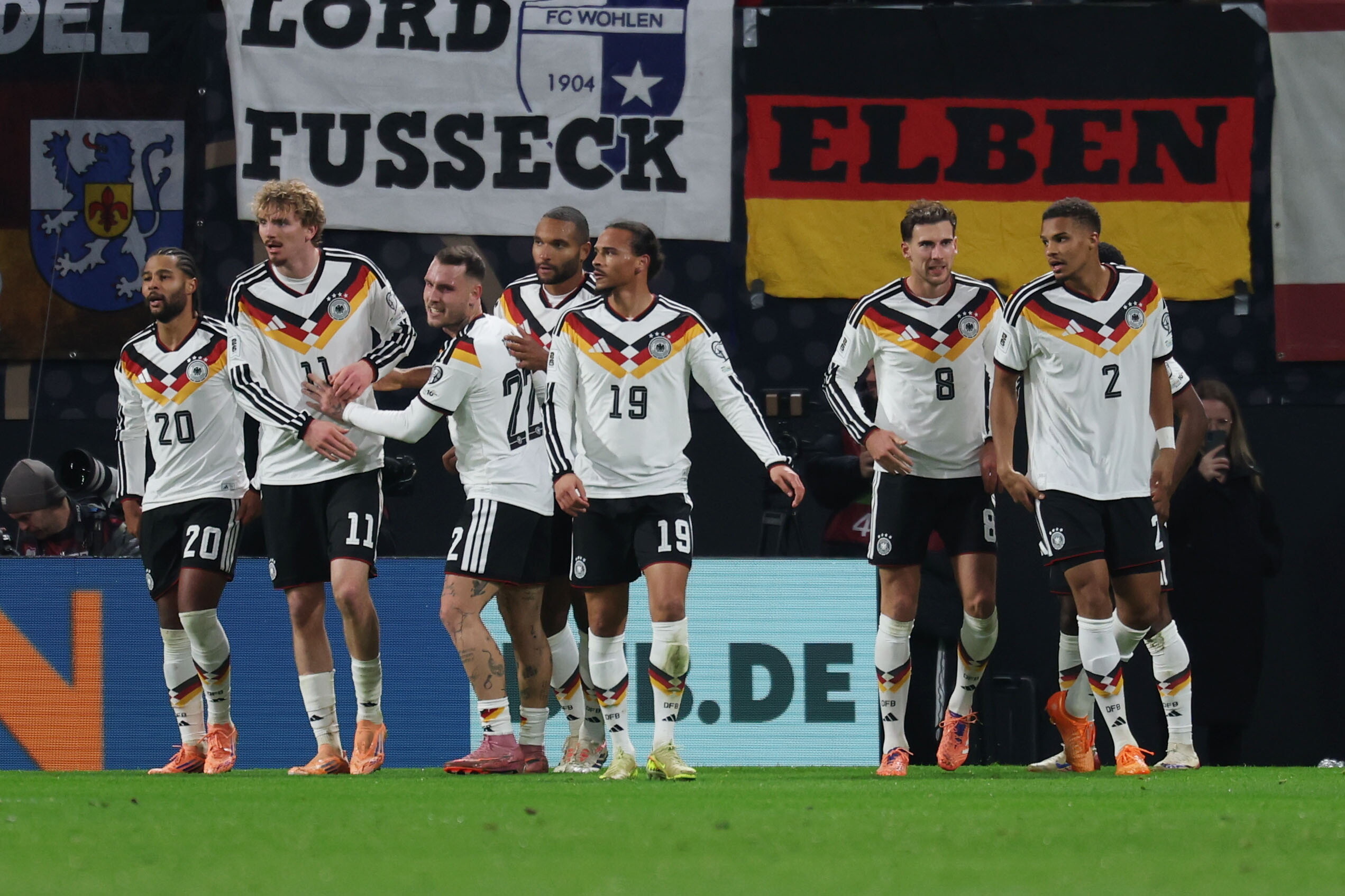 Niemcy w finałach. Zwrot w meczu Chorwacji