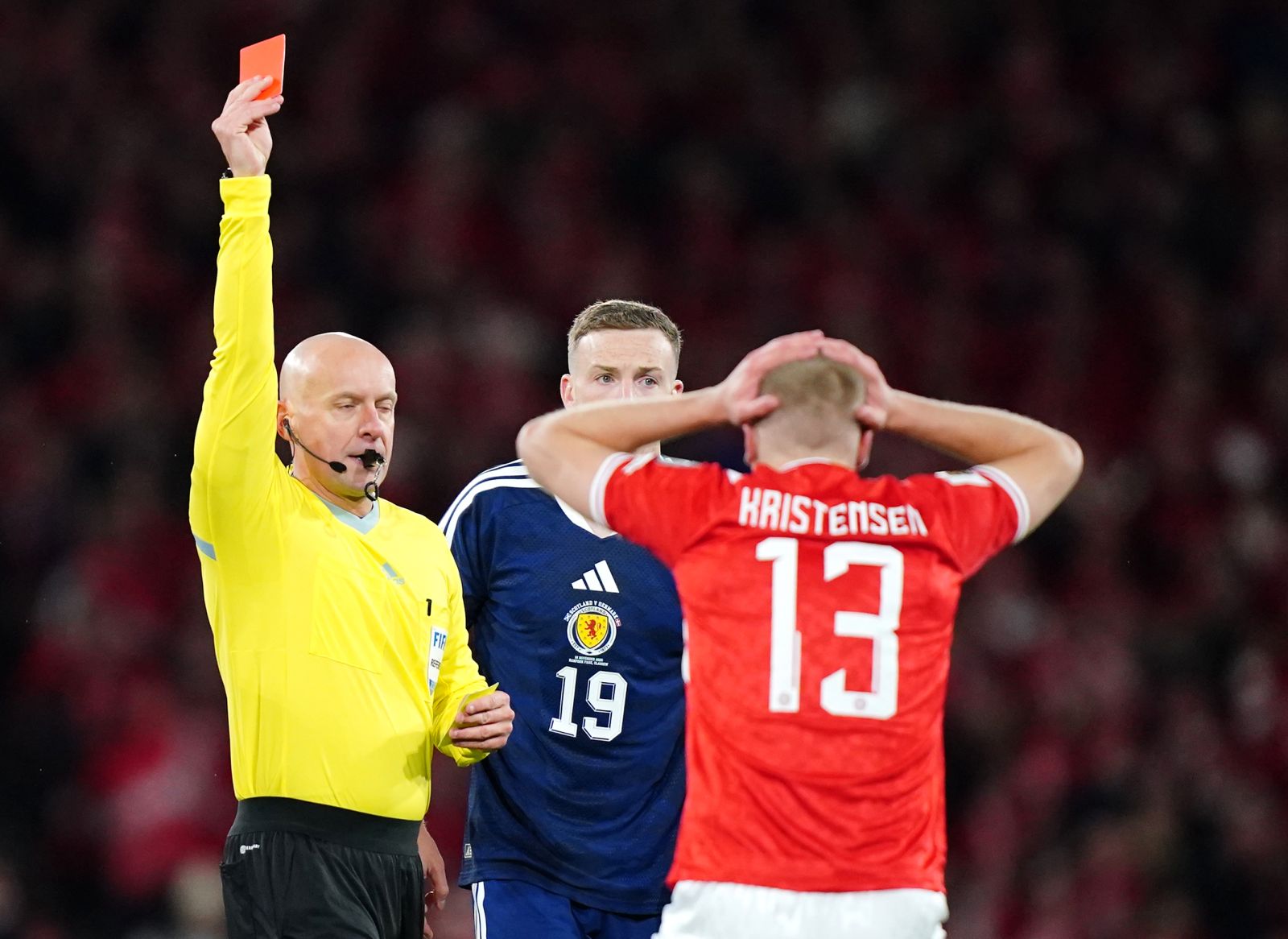 Marciniak wyrzucił go z boiska. Po meczu padły ostre słowa