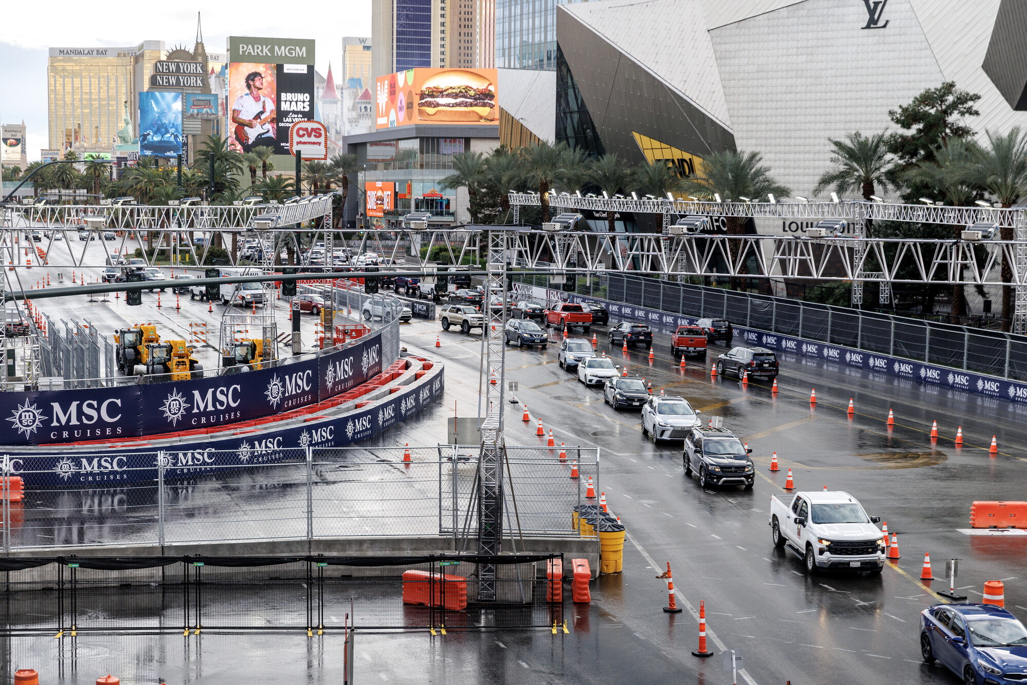 Las Vegas w strugach deszczu. Kierowcy F1 przewidują problemy