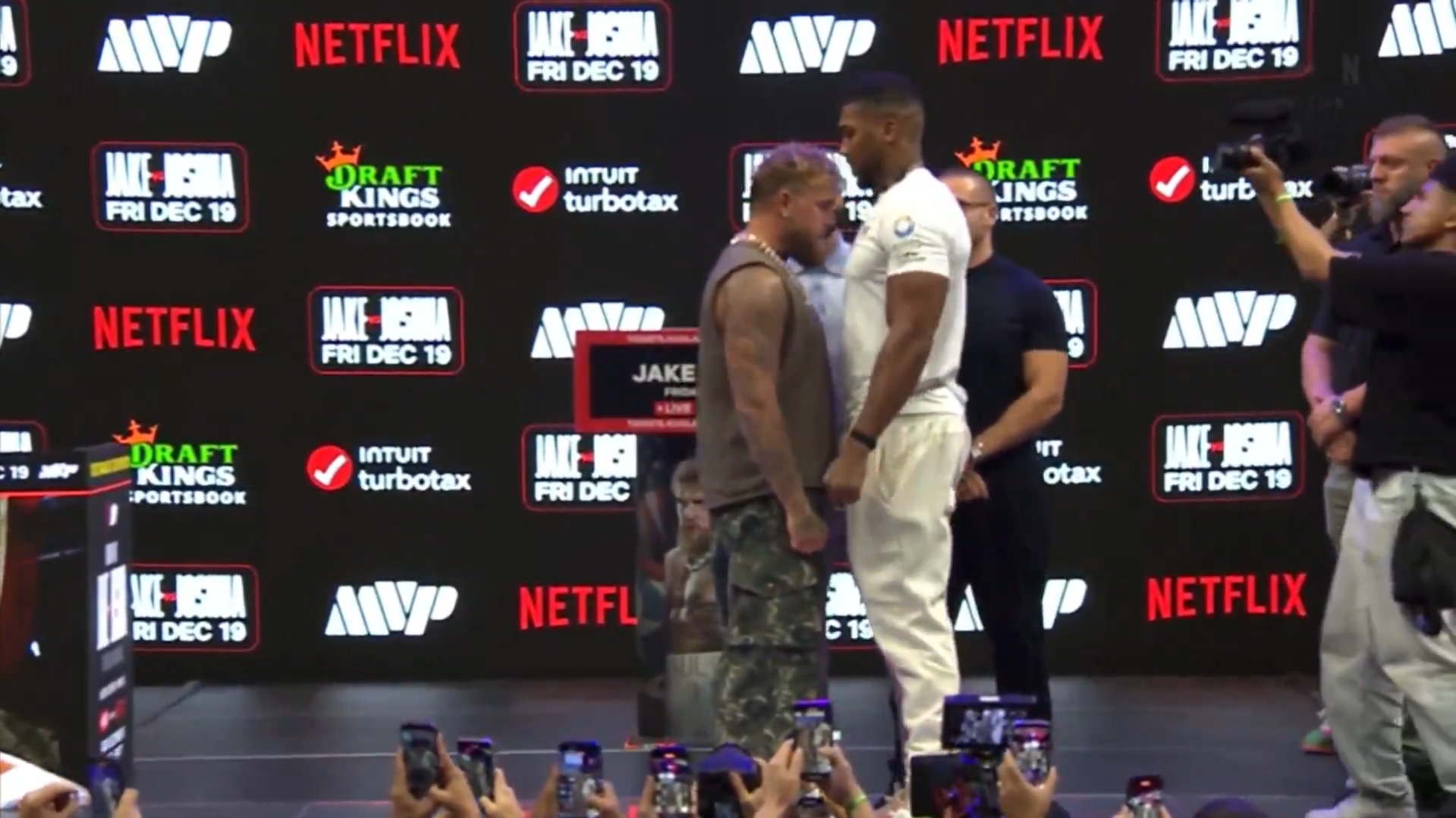 Potężna różnica. Pierwszy raz stanęli oko w oko