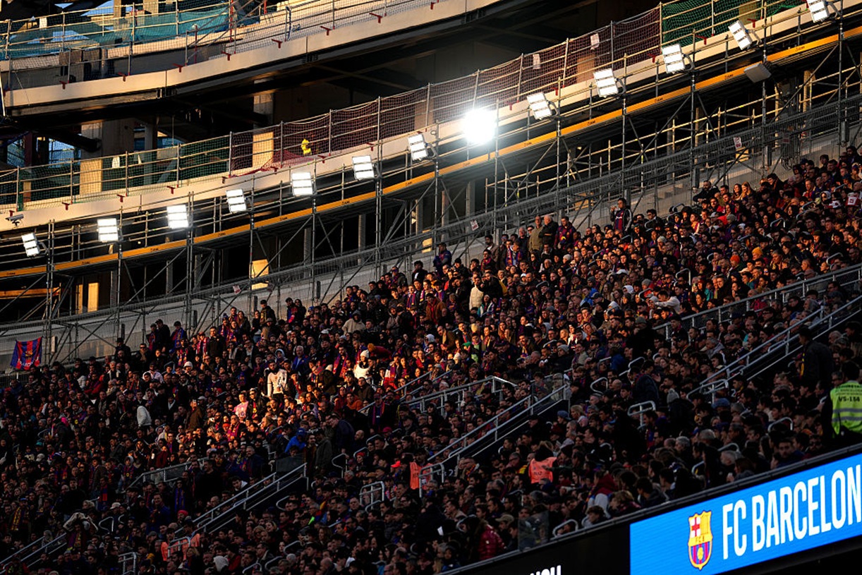 Była 10. minuta meczu na Camp Nou. Oto czyje nazwisko krzyczeli