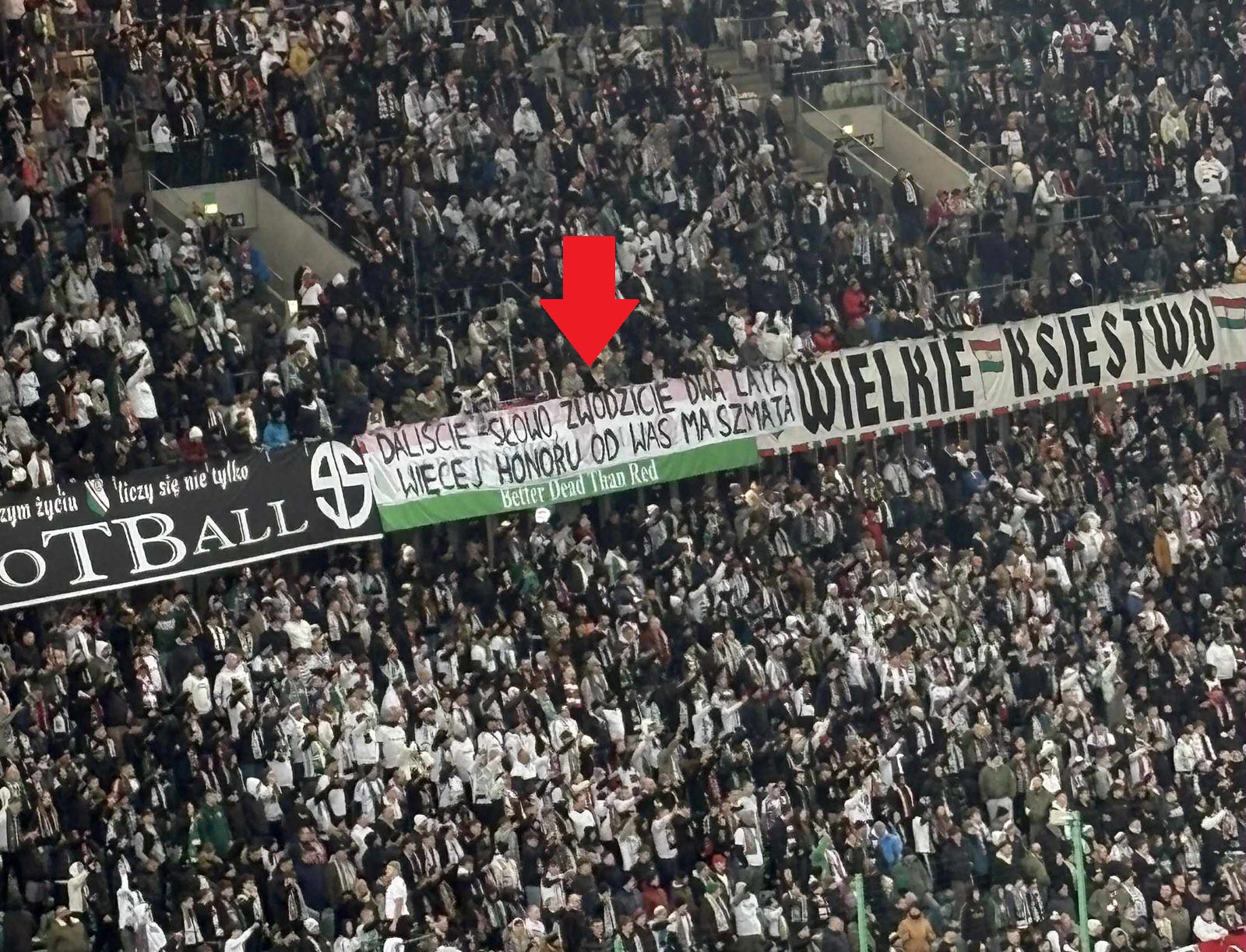 Taki transparent zawiesili na Żylecie. Ostro