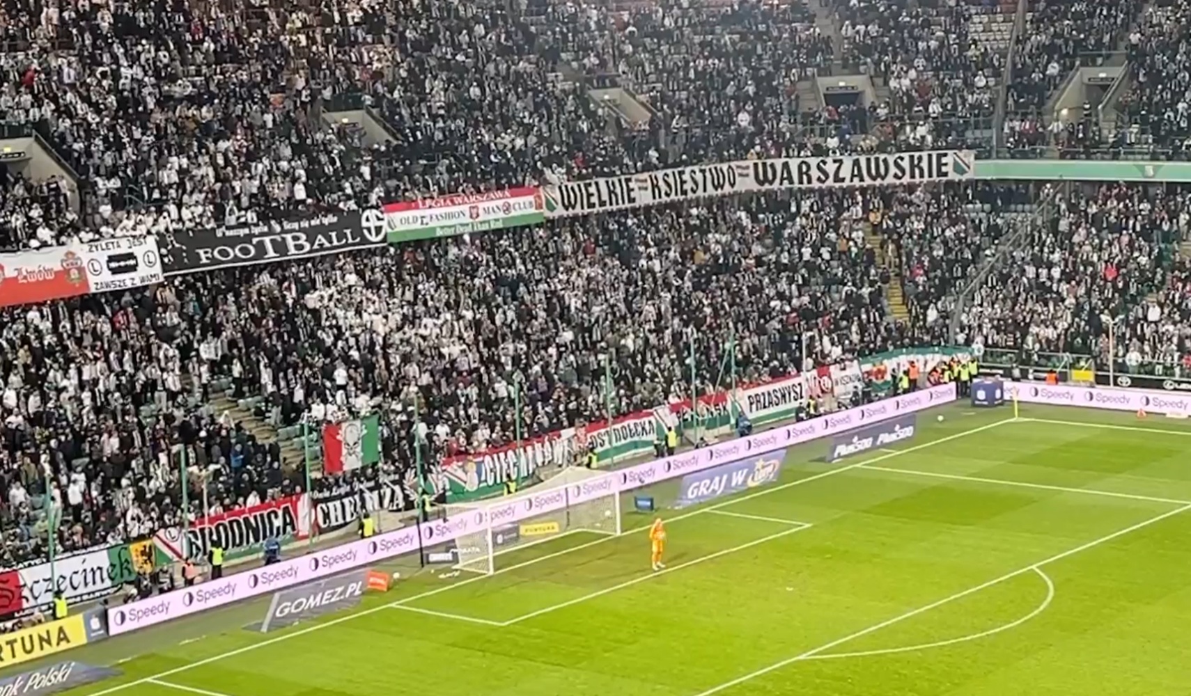 Kibice Legii nie wytrzymali. Oto co krzyczeli