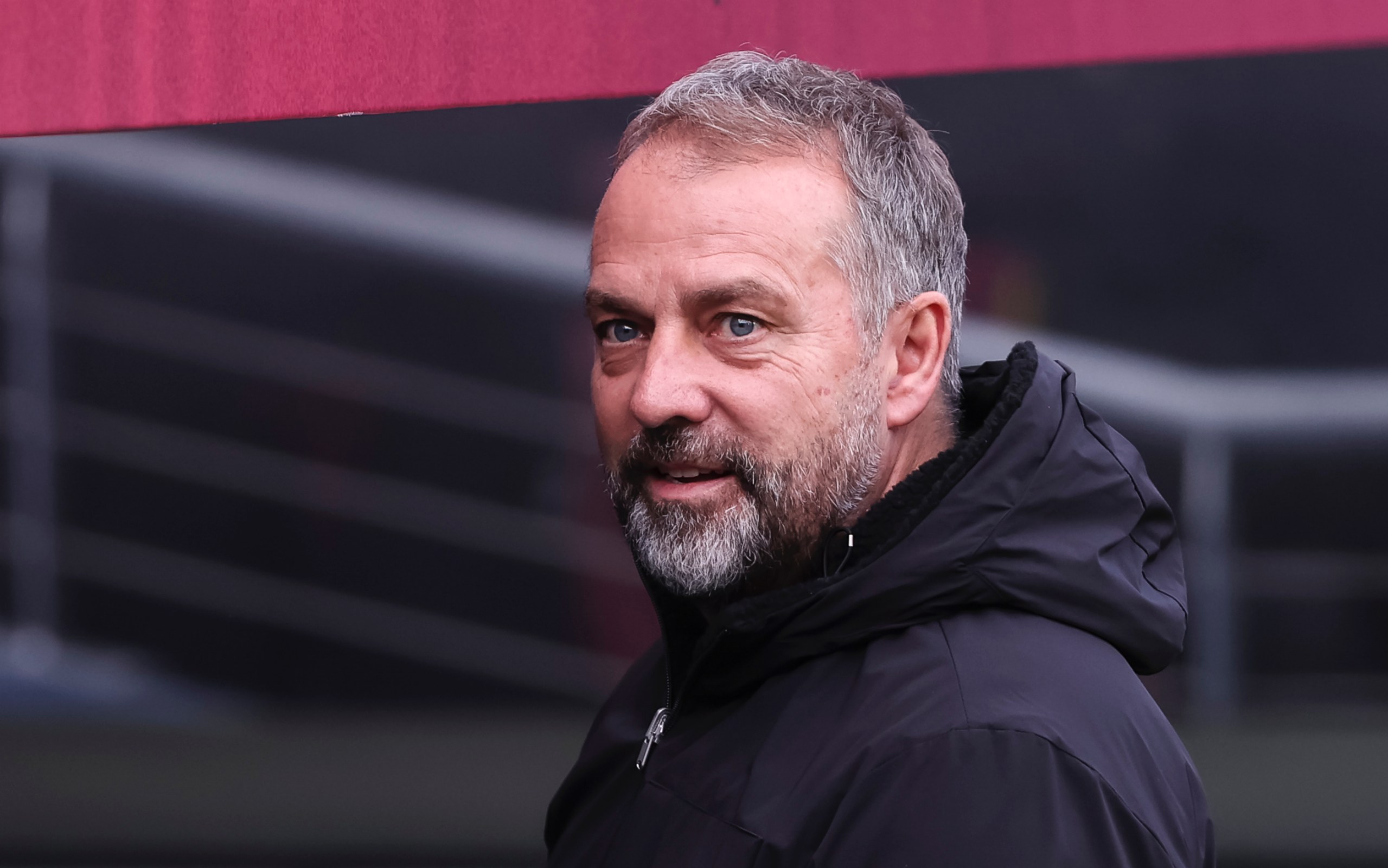 Od wyrzucenia z III-ligowca na Camp Nou. Niesamowita historia Hansiego Flicka