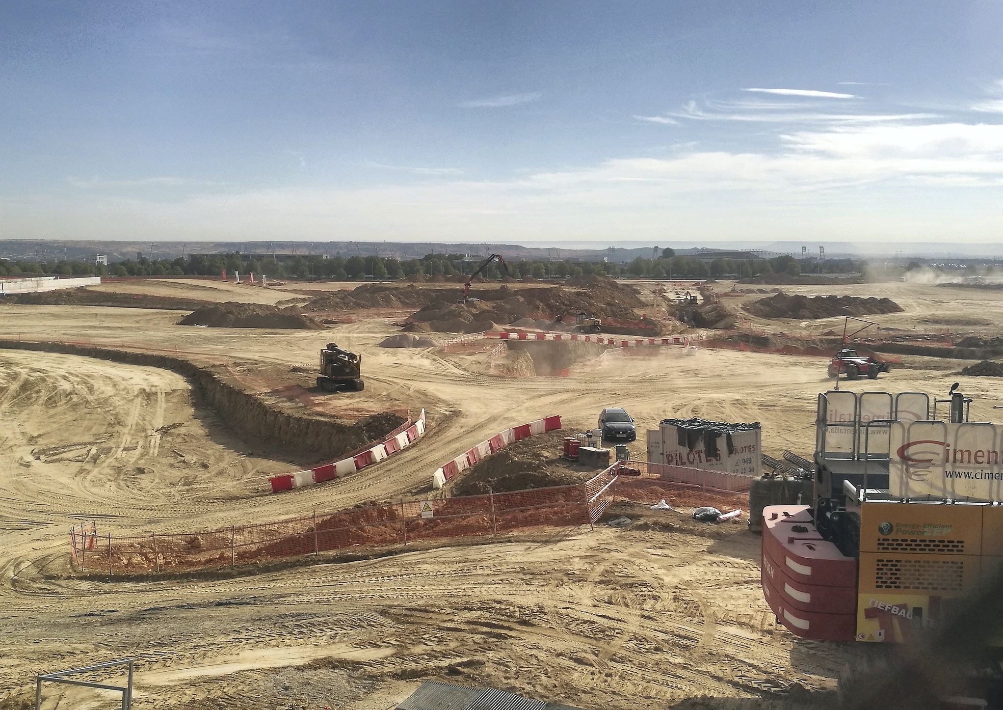 Spore opóźnienie w budowie. Duża impreza w Madrycie zagrożona