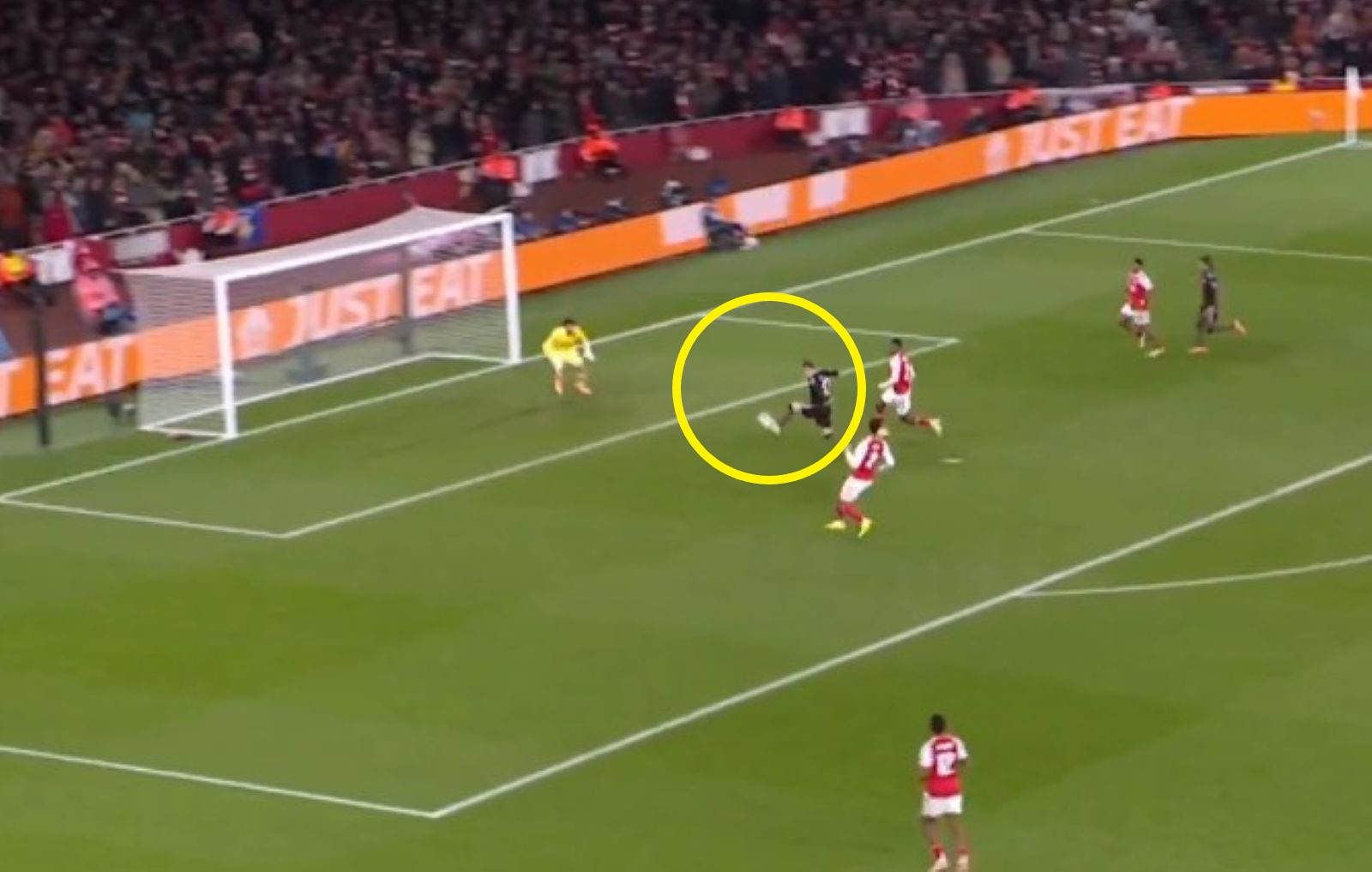 Jest niesamowity. 17-latek z Bayernu przeszedł do historii