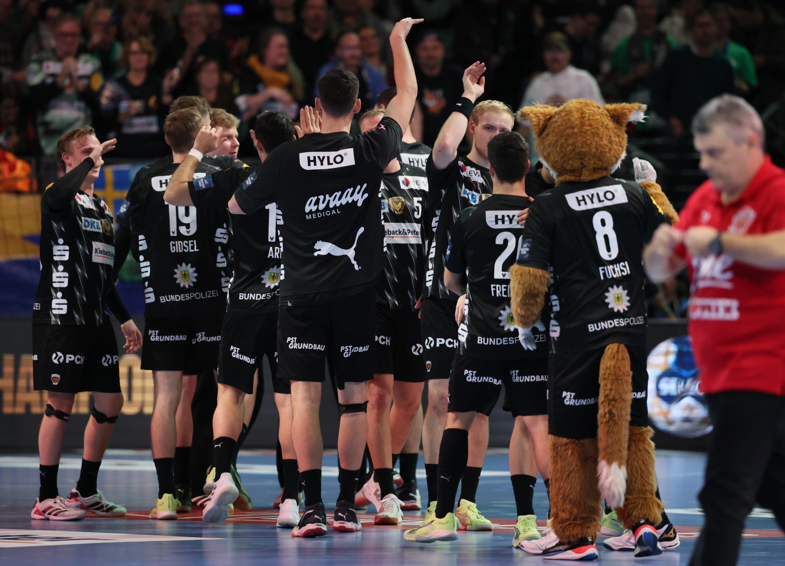 Zwyciężyli w hicie LM. przez cały czas nie ma na nich mocnych