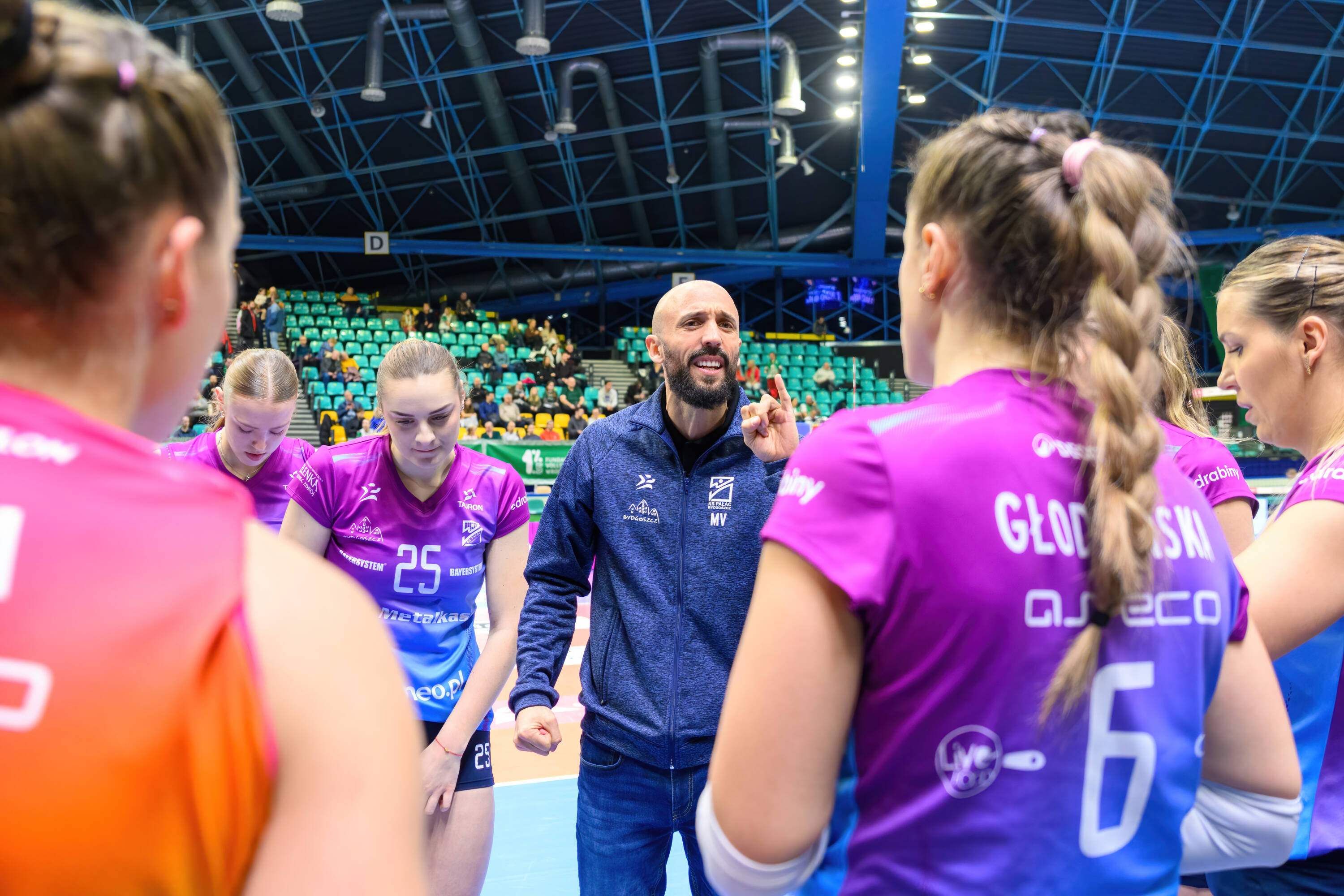 Kryzys trwa. Faworytki bezlitosne