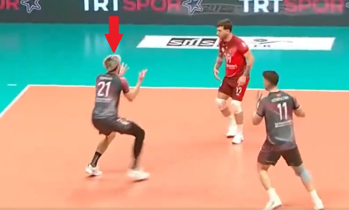 Po tym, co zrobił, fani są wściekli. "Odejdź"