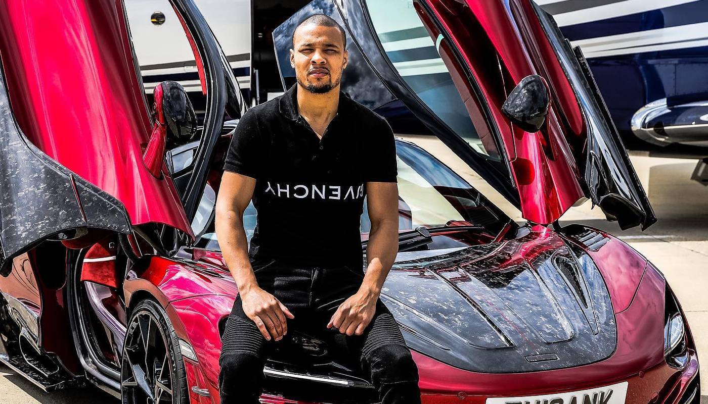 Gwiazdor wystawił auto na sprzedaż. Cena? Ponad 2,5 mln zł