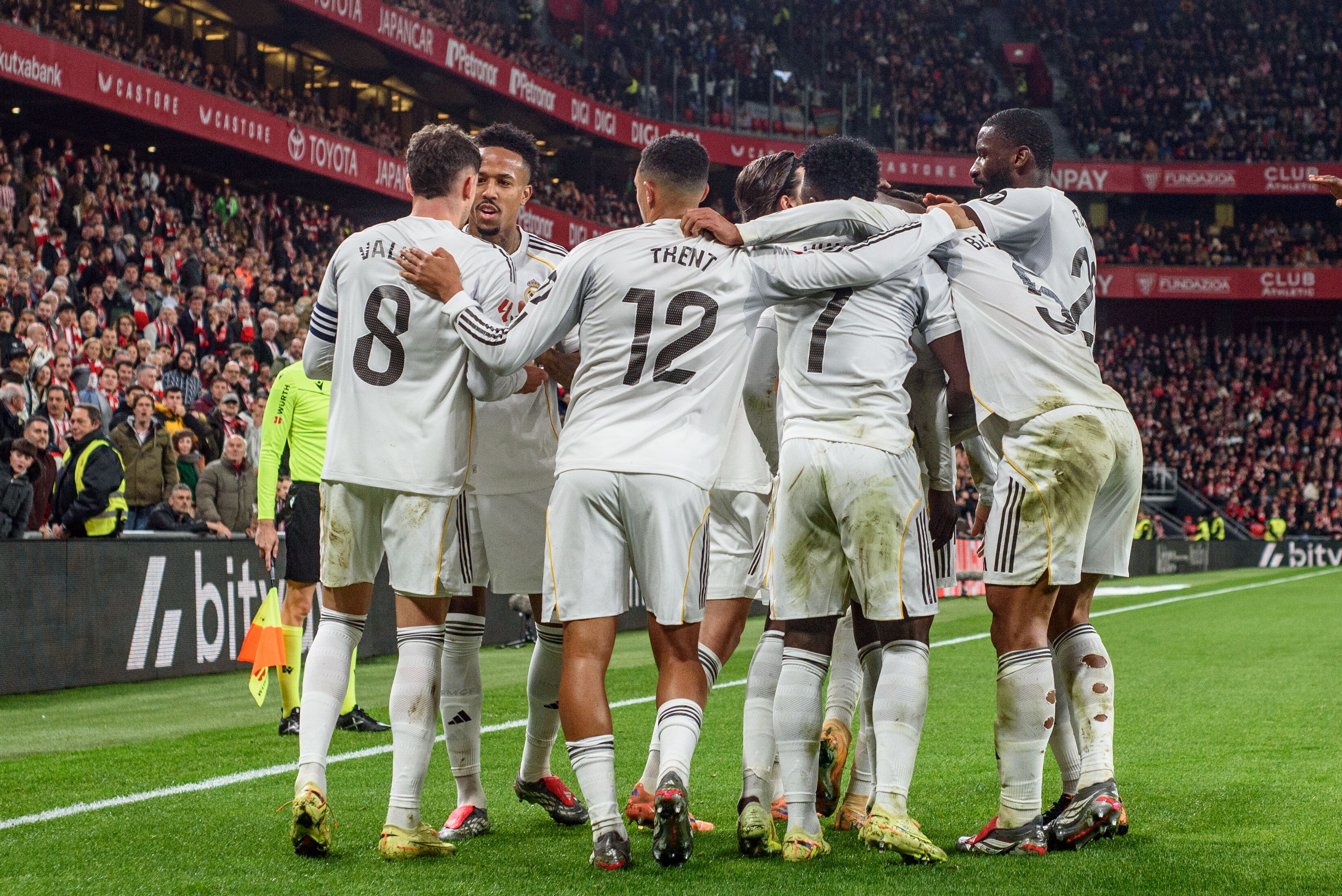 Real Madryt odrabia straty. Tabela La Ligi po wygranej Królewskich