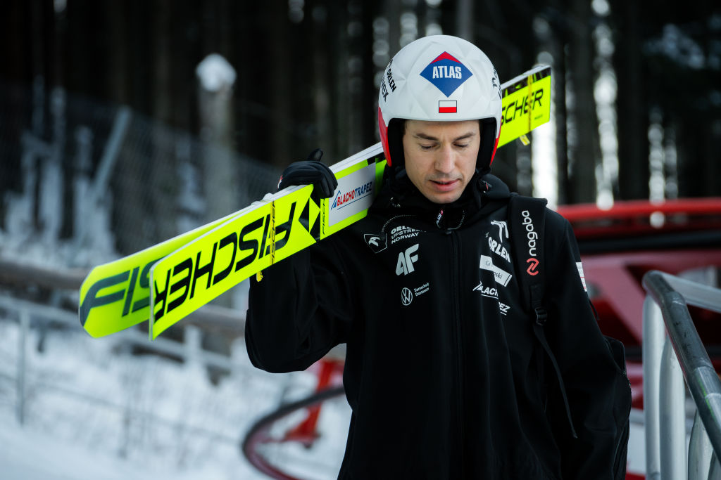 Obraz nędzy i rozpaczy. W Wiśle na poziomie zaprezentowali się tylko kibice [OPINIA]