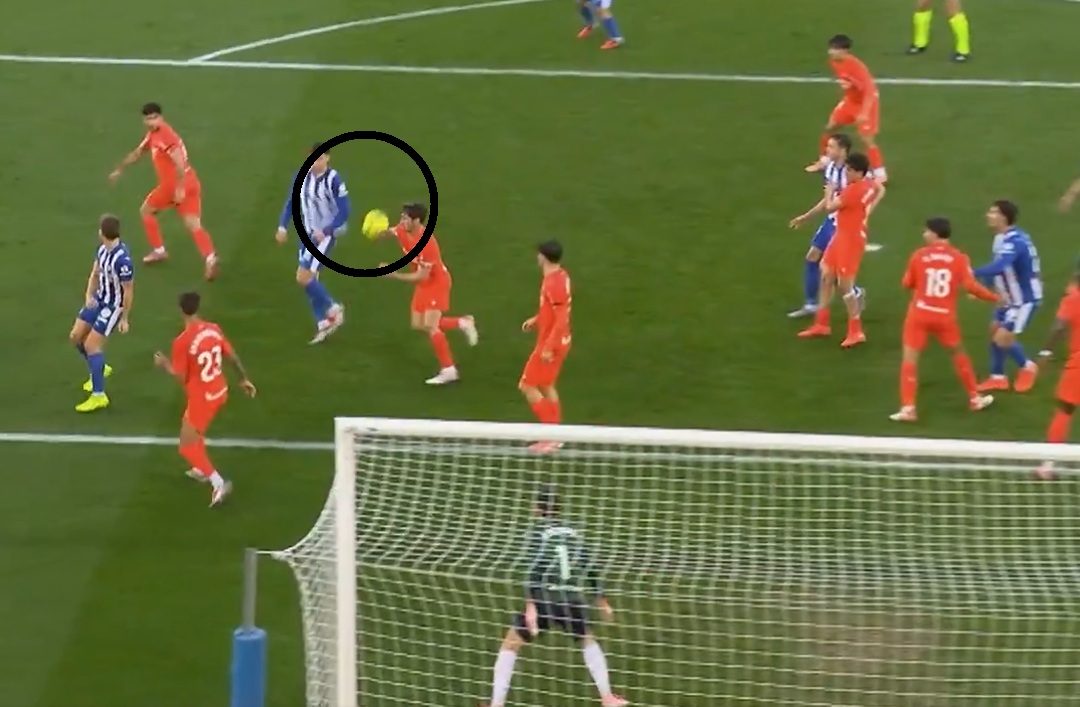 Kuriozalny rzut karny. Sam się prosił o kłopoty