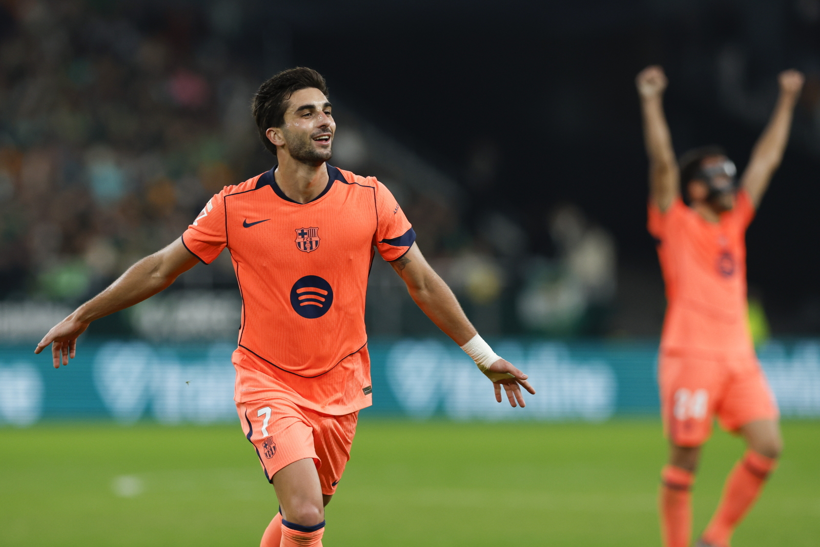 Osiem goli w meczu FC Barcelony. Rywal "Lewego" z hat-trickiem