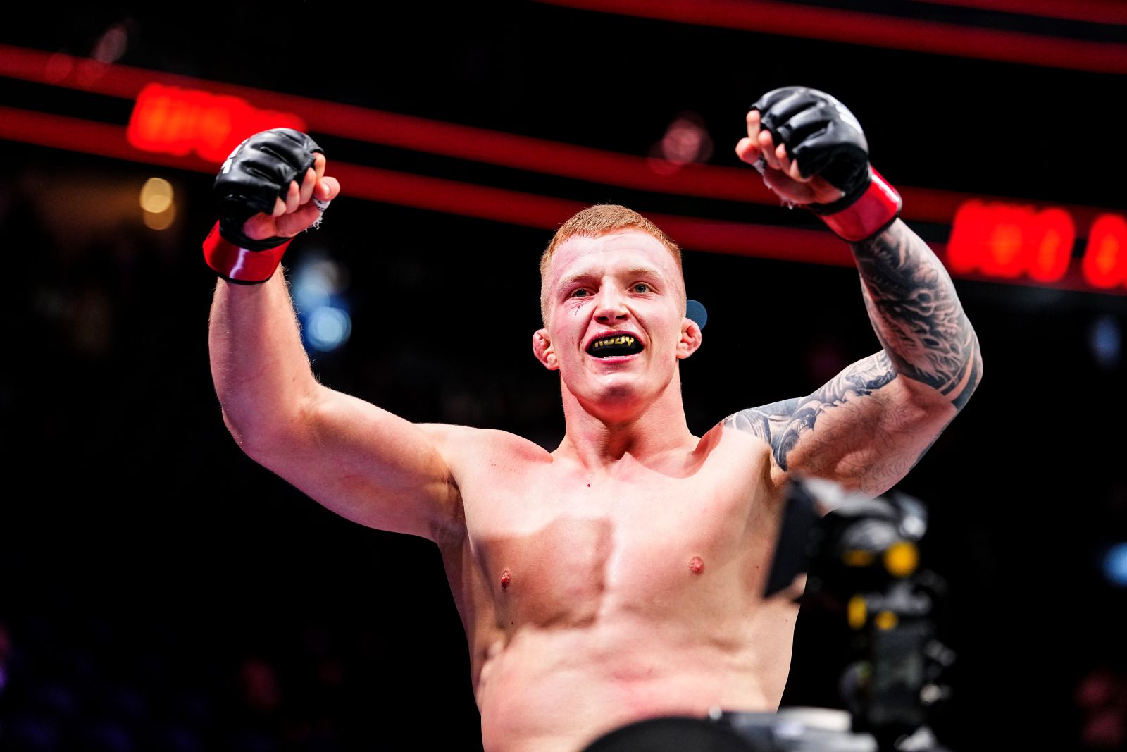 Wymarzony debiut. Polak z wyróżnieniem i wielką kasą od UFC