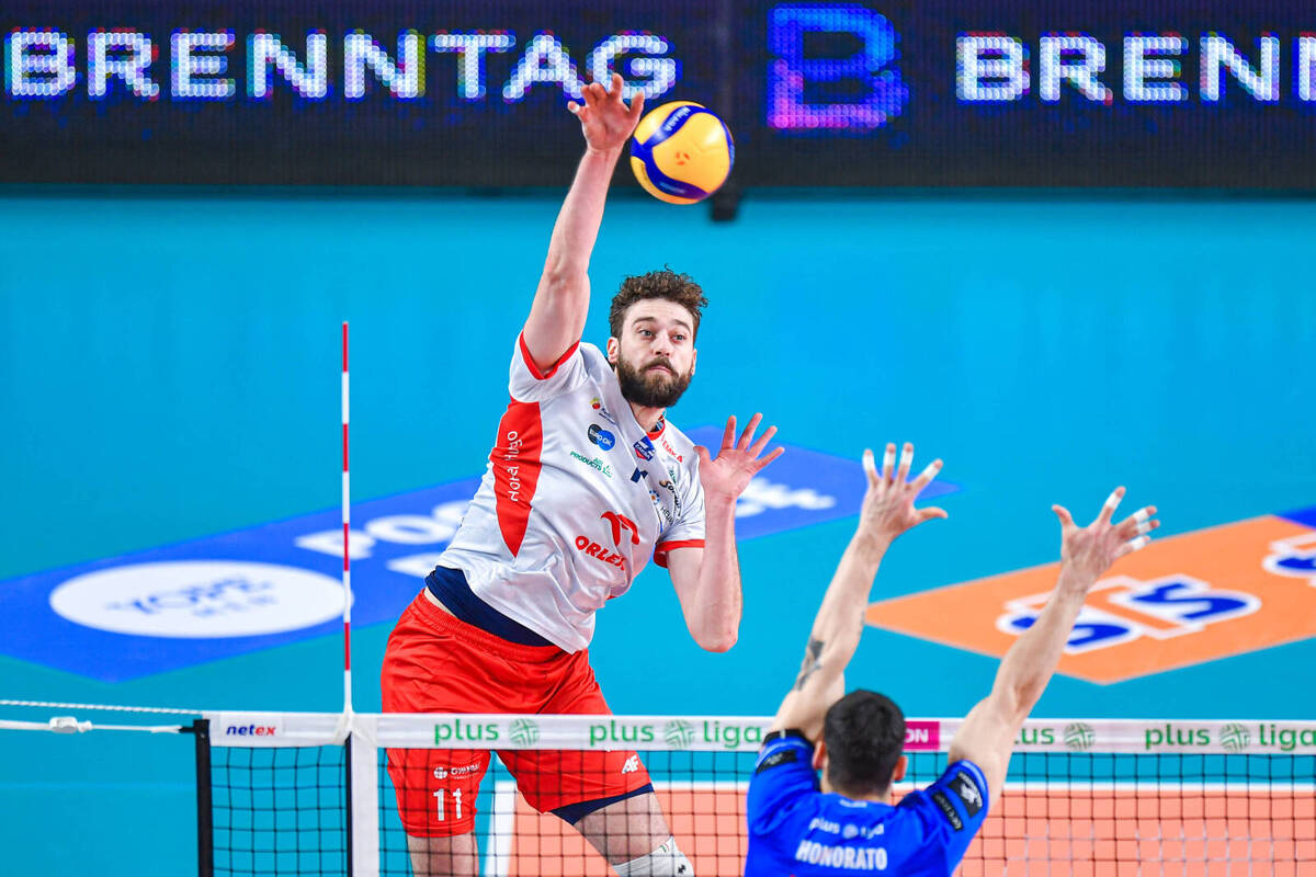 Zastąpił Bartosza Kurka. I także wiedzie prym w PlusLidze