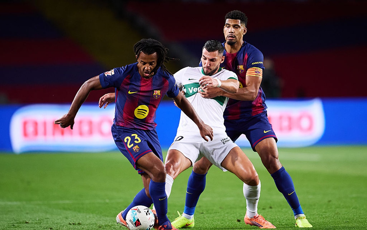 Hansi Flick szykuje roszady? Nowa pozycja francuskiego gwiazdora