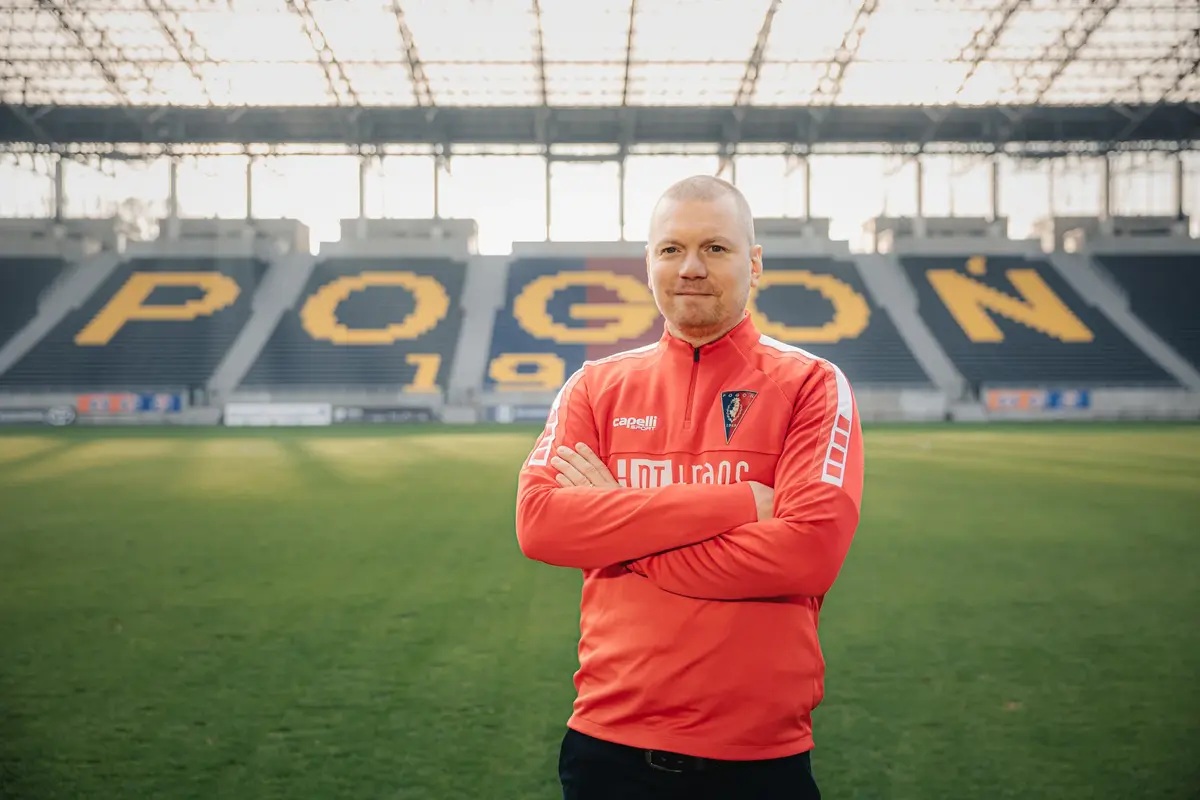 Nowa osoba w sztabie Pogoni Szczecin. To dopiero początek zmian