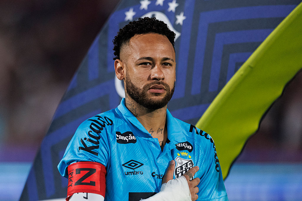 Nowe wieści ws. Neymara. Poszuka pomocy u "cudotwórcy"