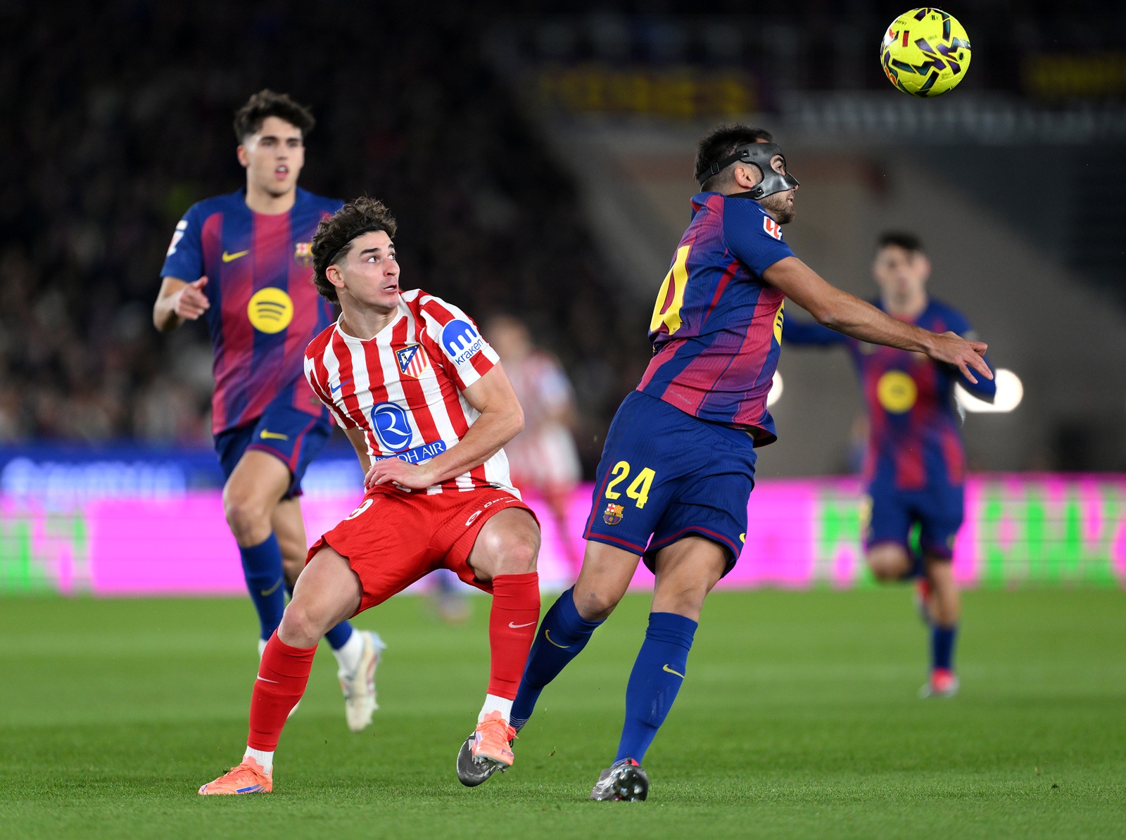 Gwiazdor zapytany o transfer do Barcelony. Zareagował na spekulacje