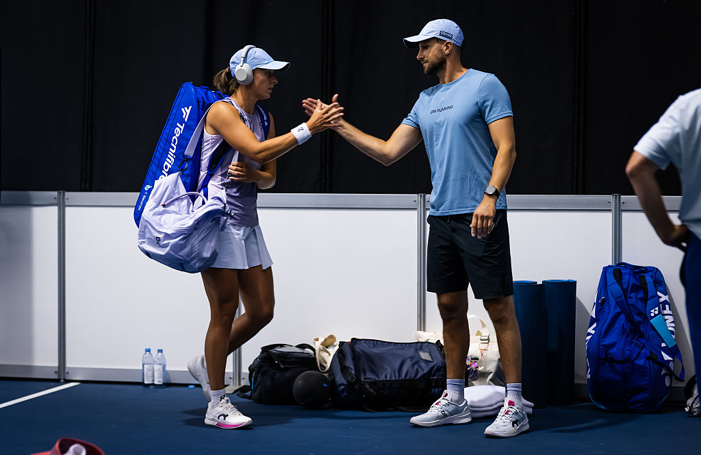 "Siedzi przed tv". Zareagował na zdjęcie Świątek