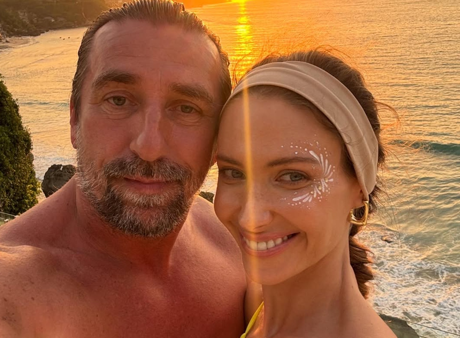 Są razem od kilku lat. Dzieli ich ogromna różnica wieku