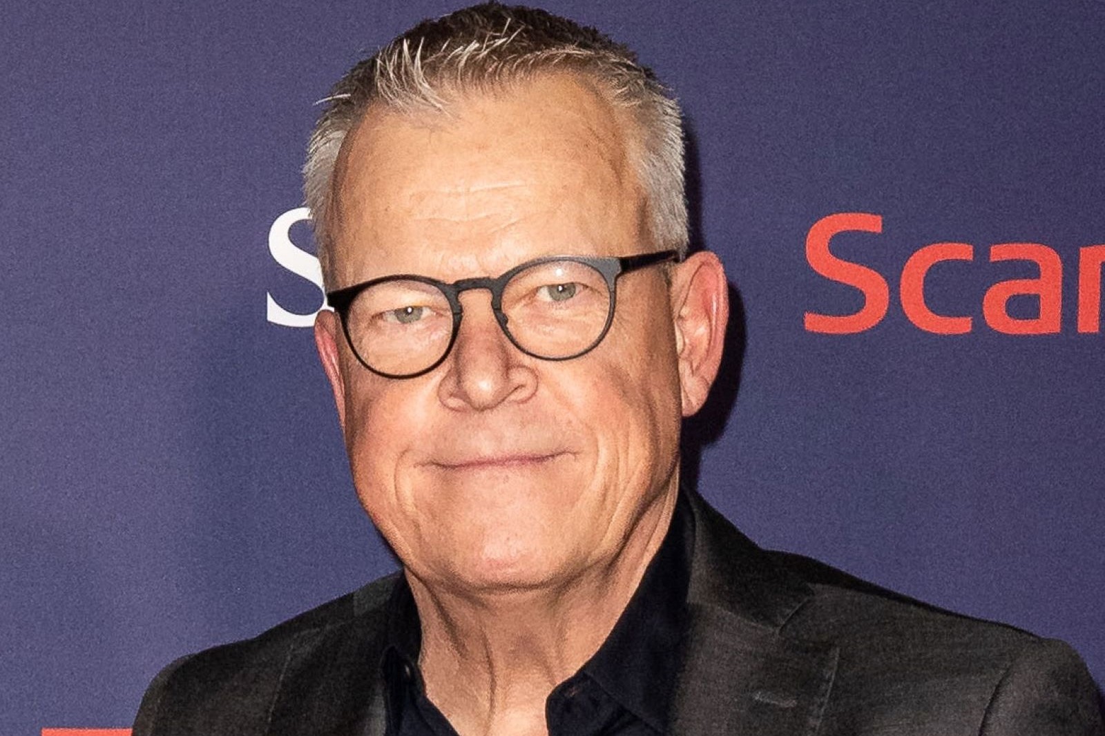 Przeszedł na wcześniejszą emeryturę. "Nie jestem biedny". Na tym zarabia