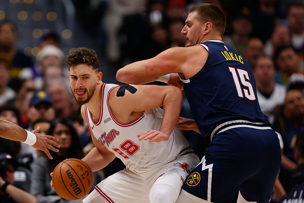 Pojedynek gigantów w NBA. Jokić lepszy od Senguna