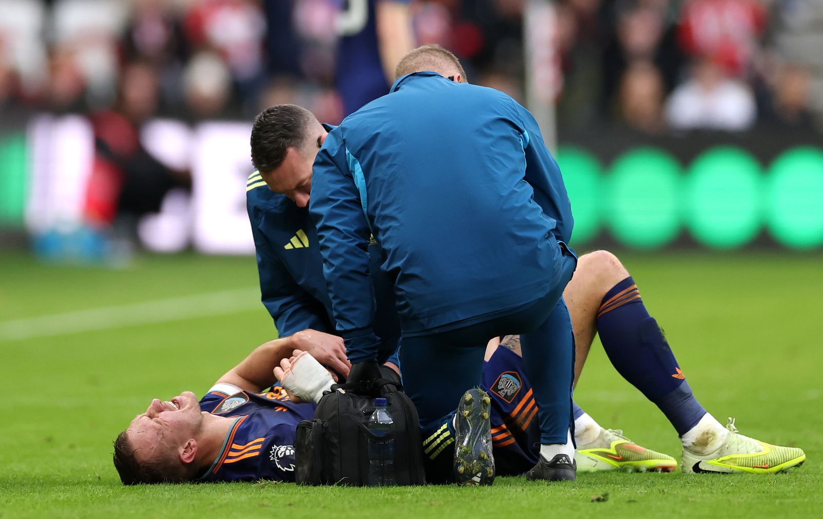 Po faulu miał problemy z oddychaniem. Fatalne wieści ws. reprezentanta Anglii