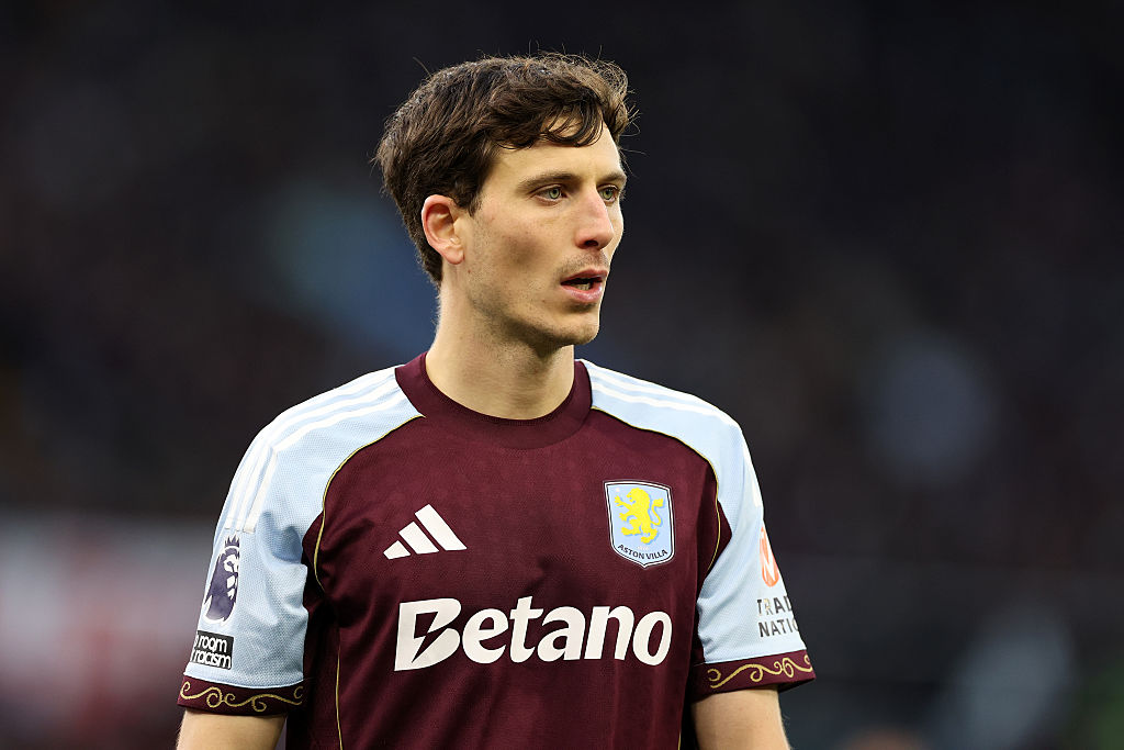 Wielki powrót do Hiszpanii. Kandydat na obrońcę Barcelony